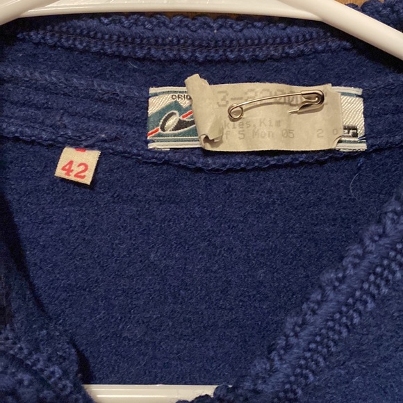 VINTAGE Tyrol jacket. 100% boiled wool. Navy blue with wood-look buttons. - Picture 3 of 12